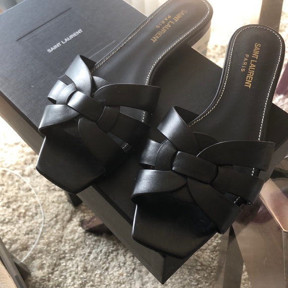 Yves Saint Laurent Shoes - YSL flip Flops size 37 1/2 black
